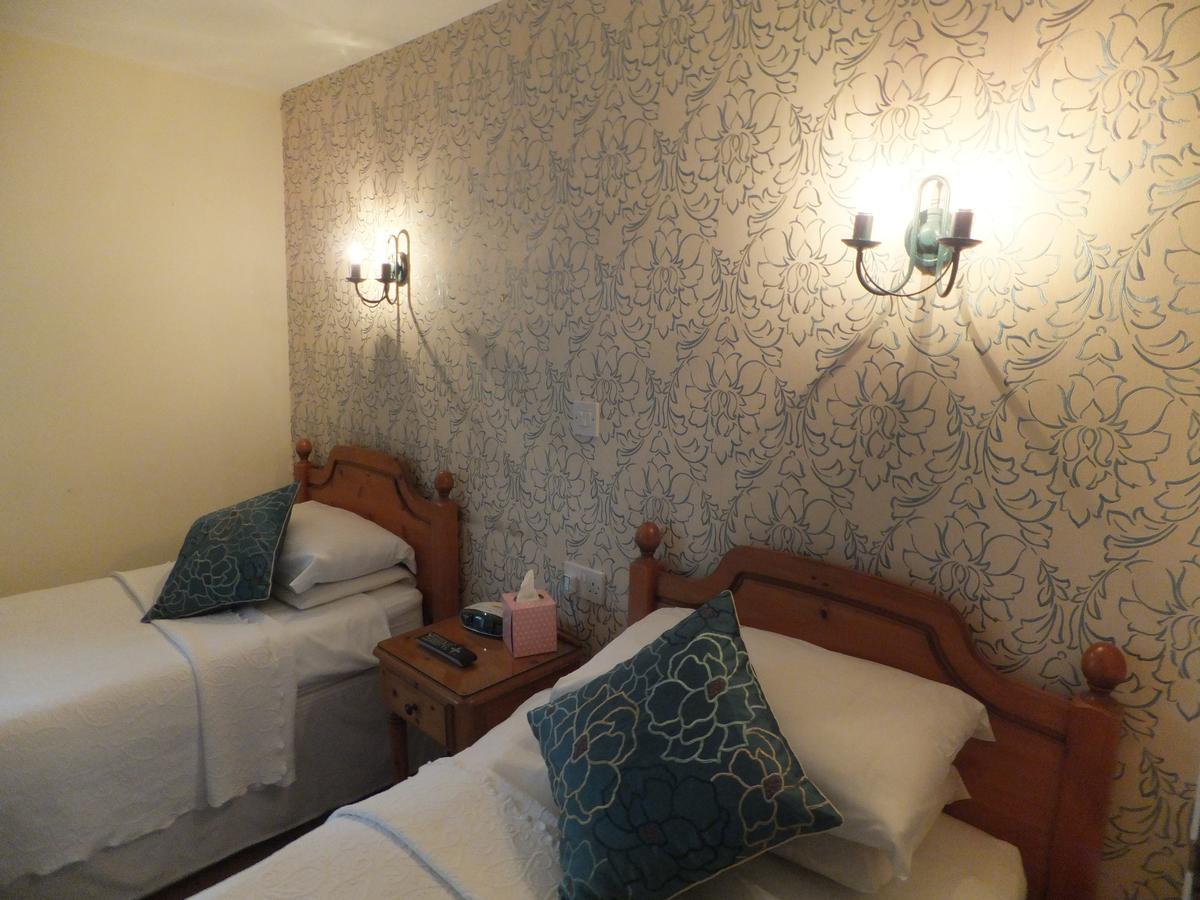 Red Lion Inn Little Budworth 外观 照片