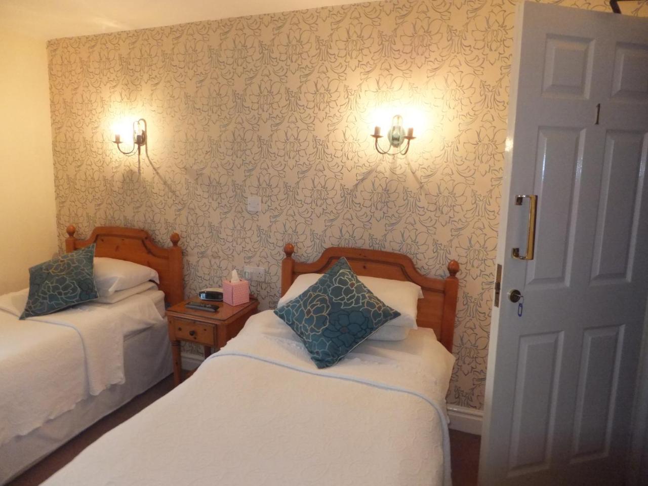 Red Lion Inn Little Budworth 外观 照片