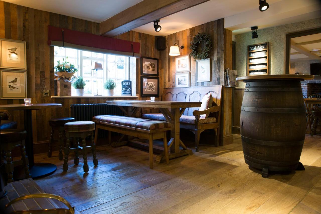 Red Lion Inn Little Budworth 外观 照片