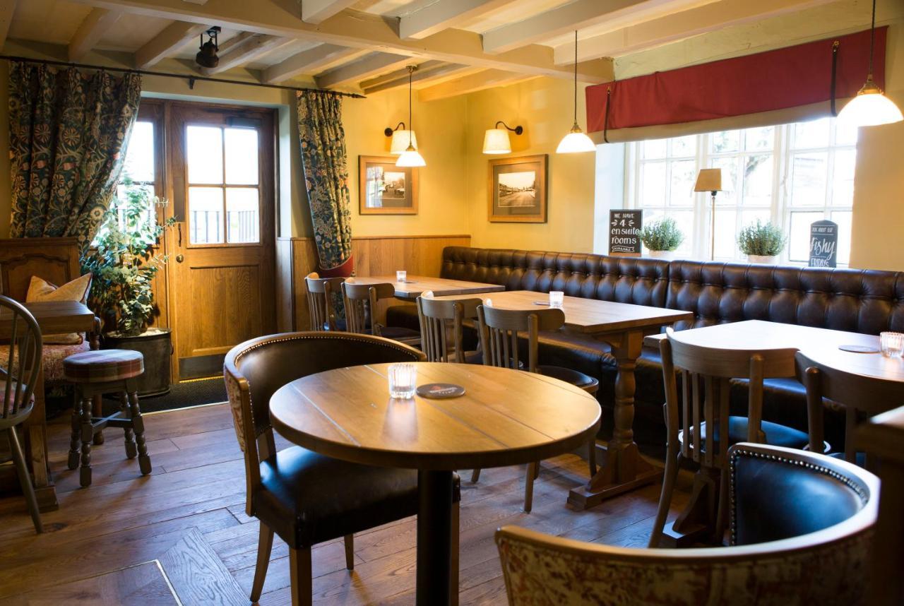 Red Lion Inn Little Budworth 外观 照片